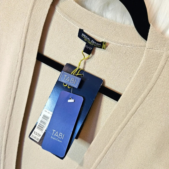 Tabi Classic Luxury Knit Longline Cardigan - Picture 4 of 6